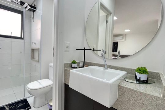 Banheiro de apartamento para alugar com 1 quarto, 46m² em Centro, Campinas