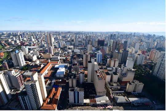 Área externa de apartamento para alugar com 1 quarto, 46m² em Centro, Campinas