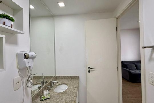 Lavabo de apartamento para alugar com 1 quarto, 42m² em Bosque, Campinas
