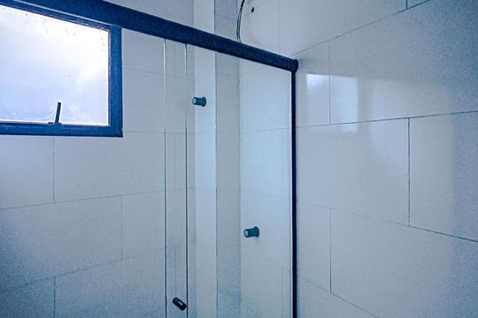Banheiro de apartamento à venda com 2 quartos, 40m² em Chácara Santo Antônio (zona Leste), São Paulo