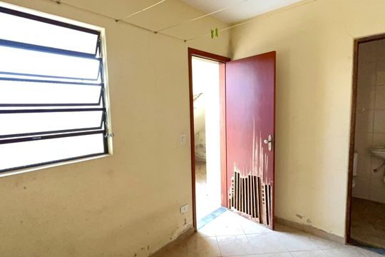 Despensa de casa à venda com 4 quartos, 159m² em Jardim Zaira, Guarulhos