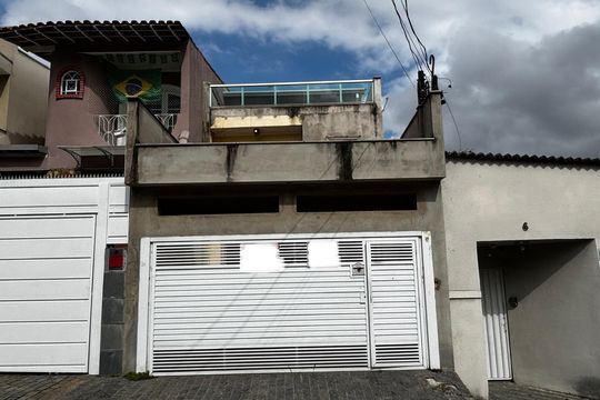 Fachada de casa à venda com 4 quartos, 198m² em Jardim Monte Libano, Santo André