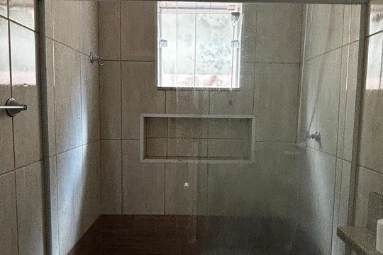 Banheiro de casa à venda com 4 quartos, 198m² em Jardim Monte Libano, Santo André