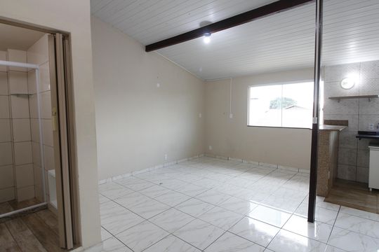 Kitnet/Studio para alugar com 1 quarto, 50m² em Jardim Caiçara, Cabo Frio