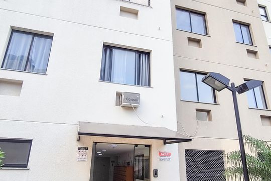 Fachada de apartamento para alugar com 2 quartos, 40m² em Vaz Lobo, Rio de Janeiro