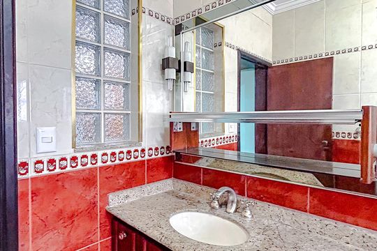 Banheiro da Suíte 3 de casa à venda com 4 quartos, 300m² em Chácara Santo Antônio (zona Leste), São Paulo
