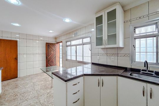 Cozinha de casa à venda com 4 quartos, 300m² em Chácara Santo Antônio (zona Leste), São Paulo