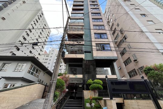 Fachada de apartamento para alugar com 4 quartos, 208m² em Embaré, Santos