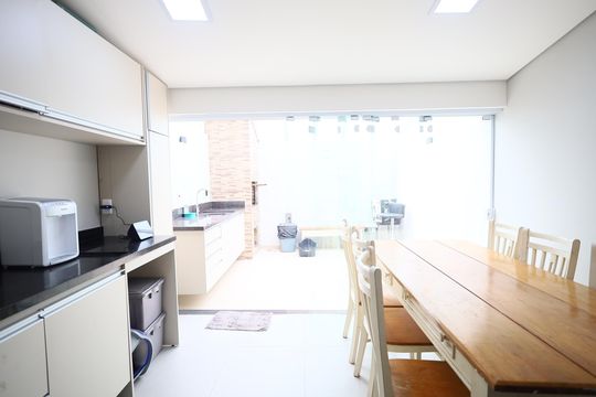 Casa de Condomínio à venda com 2 quartos, 90m² em Rio Pequeno, São Paulo