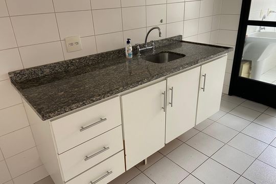 Cozinha de apartamento à venda com 3 quartos, 78m² em Cidade São Francisco, São Paulo