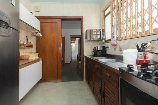 Cozinha de apartamento para alugar com 2 quartos, 75m² em Petrópolis, Porto Alegre