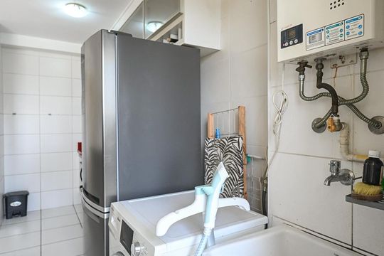 Área de Serviço  de apartamento à venda com 2 quartos, 63m² em Chácara Agrindus, Taboão da Serra