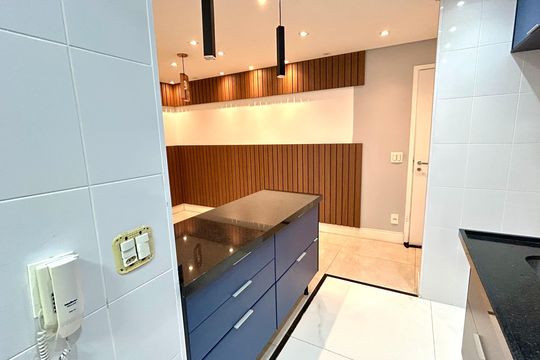 Cozinha de apartamento à venda com 2 quartos, 68m² em Jardim Flor da Montanha, Guarulhos