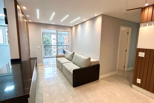 Apartamento à venda com 2 quartos, 68m² em Jardim Flor da Montanha, Guarulhos