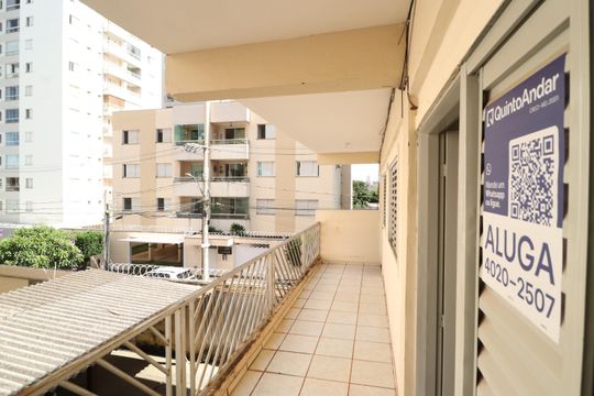 Varanda de apartamento para alugar com 2 quartos, 47m² em Patrimônio, Uberlândia