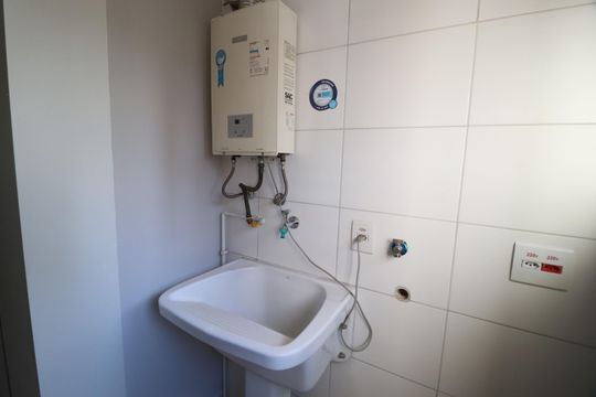 Cozinha e Área de Serviço de apartamento para alugar com 3 quartos, 108m² em Jardim Karaíba, Uberlândia