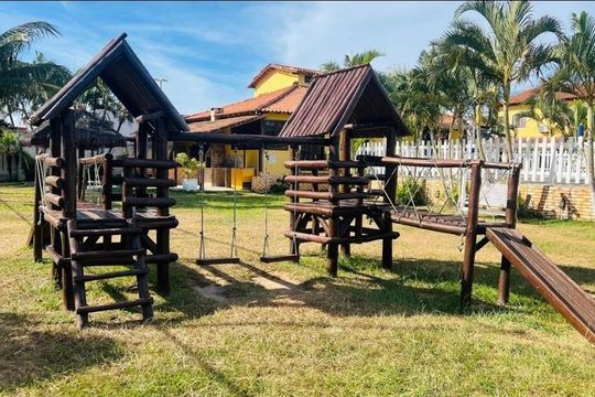 Casa de Condomínio para alugar com 2 quartos, 85m² em Célula Mater, Cabo Frio