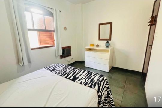 Quarto de casa de condomínio para alugar com 2 quartos, 85m² em Célula Mater, Cabo Frio