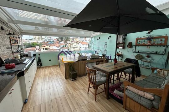 Casa à venda com 3 quartos, 250m² em Jardim Londrina, São Paulo