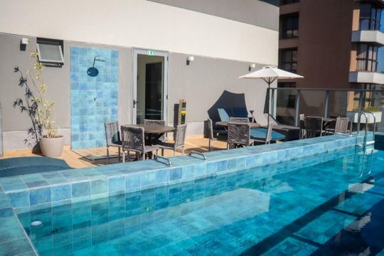 Piscina de kitnet/studio para alugar com 1 quarto, 25m² em Perdizes, São Paulo