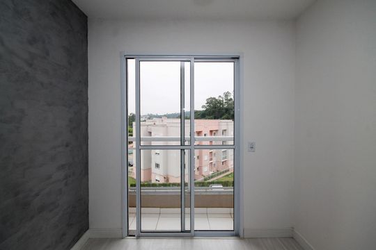 Varanda Sala de apartamento para alugar com 2 quartos, 50m² em Bairro Nakamura Park, Cotia