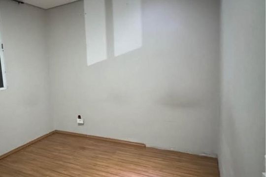 Quarto 1 de apartamento para alugar com 2 quartos, 55m² em Floresta, Porto Alegre