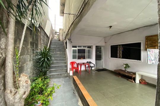 Quintal de casa à venda com 2 quartos, 286m² em Jardim das Esmeraldas, São Paulo