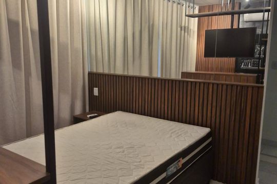 Sala / Quarto de kitnet/studio para alugar com 1 quarto, 30m² em Santana, São Paulo