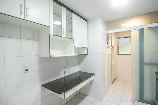 Cozinha de apartamento à venda com 2 quartos, 67m² em Jardim Iris, São Paulo
