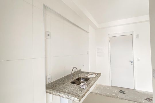 Cozinha de apartamento à venda com 2 quartos, 42m² em Vila Ré, São Paulo