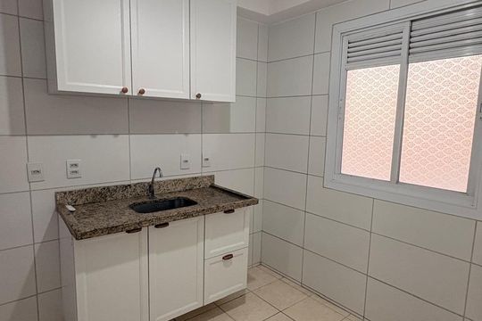 Cozinha/Área de serviço de apartamento para alugar com 2 quartos, 43m² em Residencial Santa Giovana, Jundiaí