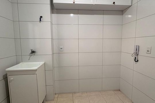 Cozinha/Área de serviço de apartamento para alugar com 2 quartos, 43m² em Residencial Santa Giovana, Jundiaí