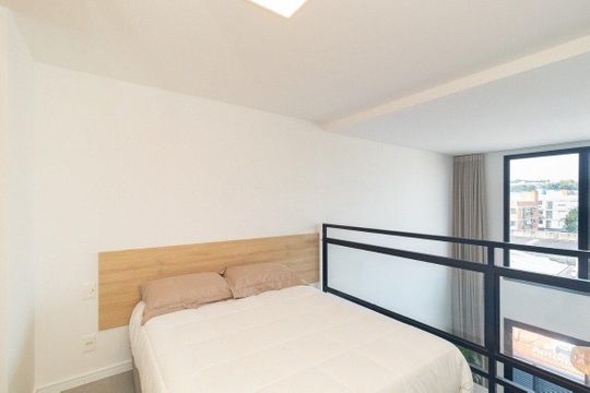 Quarto de apartamento para alugar com 1 quarto, 58m² em Azenha, Porto Alegre