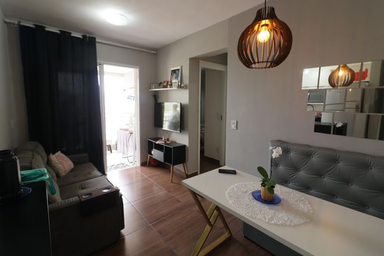 Sala de apartamento à venda com 2 quartos, 45m² em Aliança, Osasco