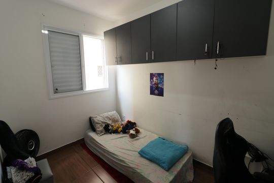 Quarto 2 de apartamento à venda com 2 quartos, 45m² em Aliança, Osasco