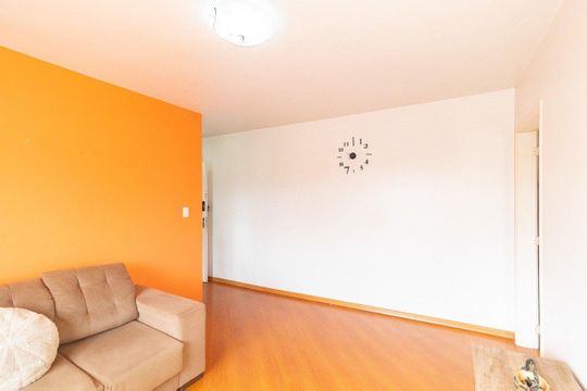 Sala de apartamento à venda com 1 quarto, 43m² em Medianeira, Porto Alegre