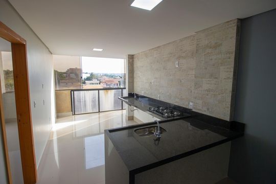 Cozinha de apartamento à venda com 2 quartos, 65m² em Setor Habitacional Vicente Pires, Brasília