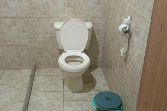 Banheiro de casa para alugar com 3 quartos, 90m² em Chácaras Arcampo, Duque de Caxias