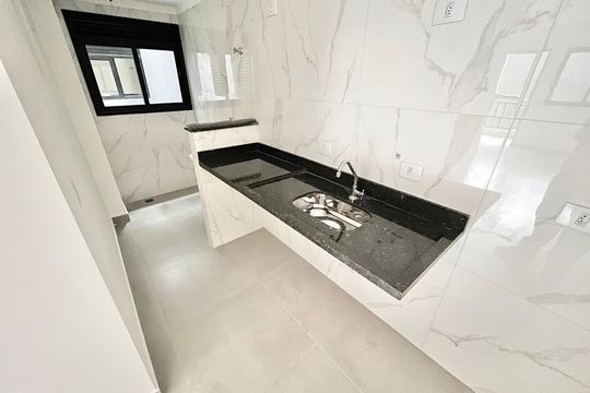 Cozinha e Área de Serviço de apartamento à venda com 2 quartos, 40m² em Vila Paiva, São Paulo