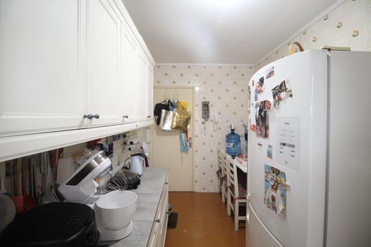 Cozinha de apartamento à venda com 2 quartos, 85m² em Santana, Porto Alegre