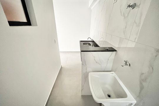 Cozinha e Área de Serviço de apartamento à venda com 2 quartos, 38m² em Vila Paiva, São Paulo
