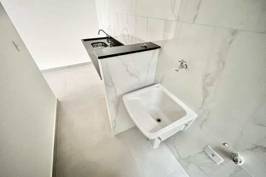 Cozinha e Área de Serviço de apartamento à venda com 2 quartos, 38m² em Vila Paiva, São Paulo