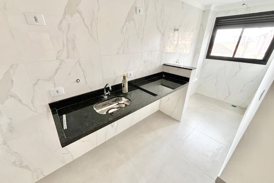 Cozinha e Área de Serviço de apartamento para alugar com 2 quartos, 45m² em Vila Paiva, São Paulo