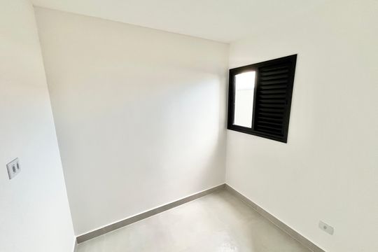 Quarto 1 de apartamento à venda com 2 quartos, 40m² em Vila Paiva, São Paulo