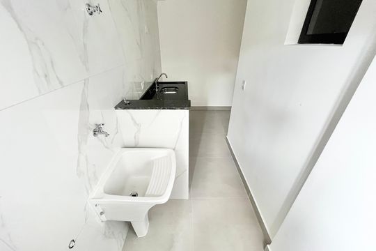 Cozinha e Área de Serviço de apartamento à venda com 2 quartos, 40m² em Vila Paiva, São Paulo
