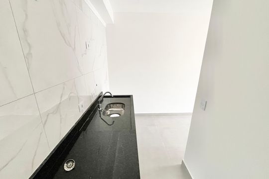 Cozinha e Área de Serviço de apartamento à venda com 2 quartos, 40m² em Vila Paiva, São Paulo