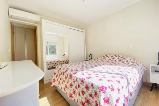 Suíte de apartamento à venda com 2 quartos, 62m² em Petrópolis, Porto Alegre
