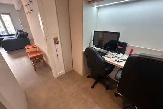 Escritório  de casa de condomínio à venda com 4 quartos, 240m² em Chácara Monte Alegre, São Paulo