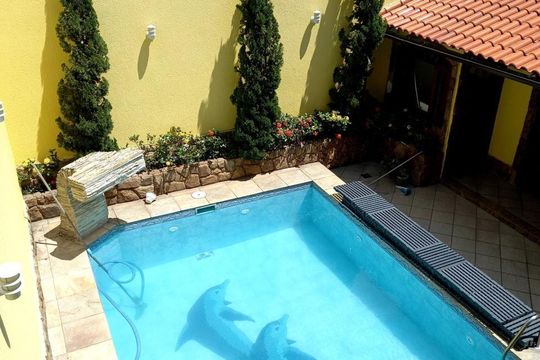 Casa para alugar com 4 quartos, 230m² em Senador Vasconcelos, Rio de Janeiro