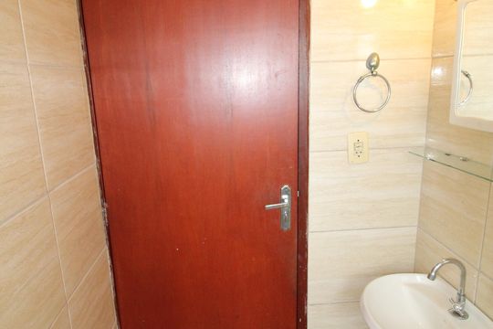 Banheiro de apartamento para alugar com 2 quartos, 55m² em Jardim Oriente, São José dos Campos